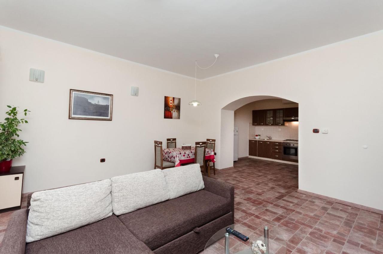 Apartment Aleksandra Rijeka Eksteriør bilde